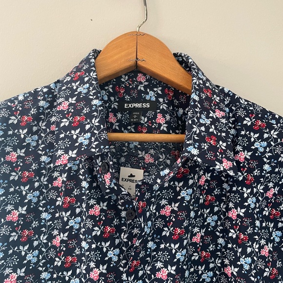 EXPRESS slim fit floral button down - Picture 3 of 7